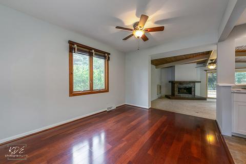 351 Redbud Dr, Naperville, IL 60540 photo 3