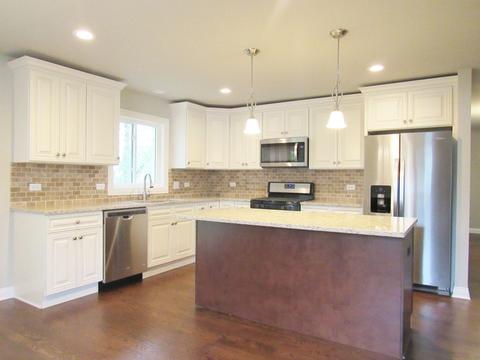 30 Sunset Dr, Cary, IL 60013 photo 3