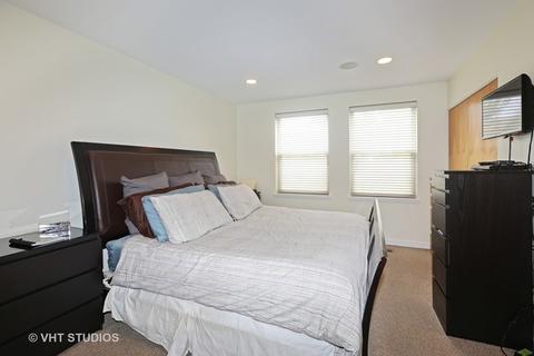 834 E 42nd Pl #1, Chicago, IL 60653 photo 8