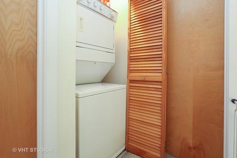 834 E 42nd Pl #1, Chicago, IL 60653 photo 13