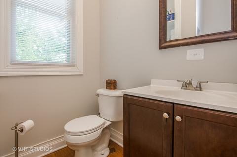 471 Hendee St, Elgin, IL 60123 photo 8