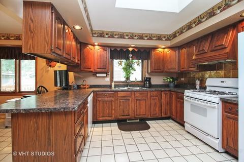 18181 Clyde Ave, Lansing, IL 60438 photo 4