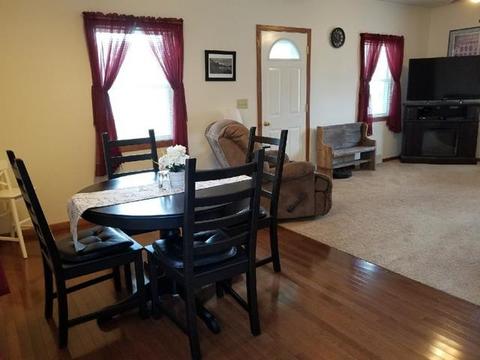 201 E Hitt St, Mount Morris, IL 61054 photo 5