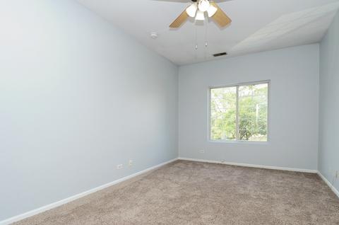 95 Braxton Ln, Aurora, IL 60504 photo 7