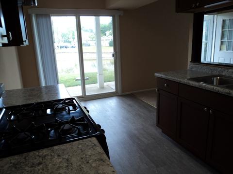 707 Drae Ct, Wheeling, IL 60090 photo 11