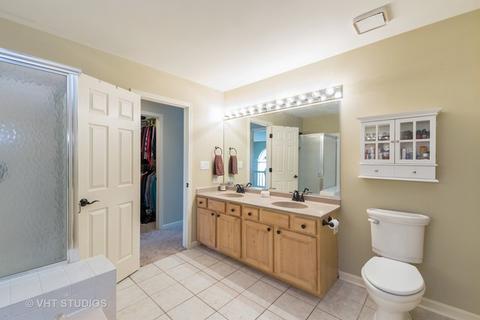 1170 Longford Rd, Bartlett, IL 60103 photo 9