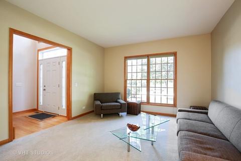 1931 Tunbridge Ct, Algonquin, IL 60102 photo 3