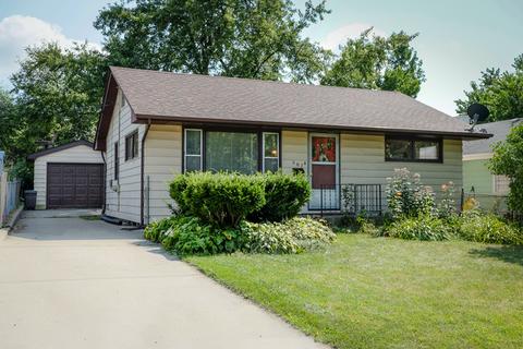 607 Edison Ave, Aurora, IL 60505 photo 1