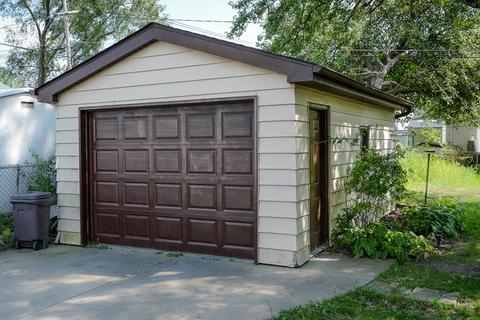 607 Edison Ave, Aurora, IL 60505 photo 13