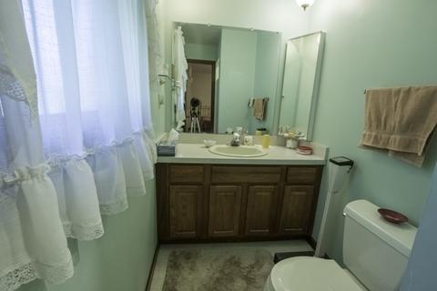 885 Schomer Rd, Aurora, IL 60505 photo 27