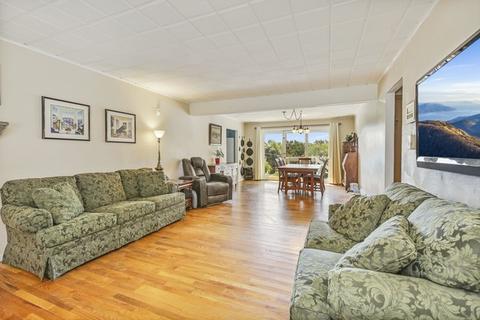 1015 W Elder Ave, Mchenry, IL 60051 photo 2