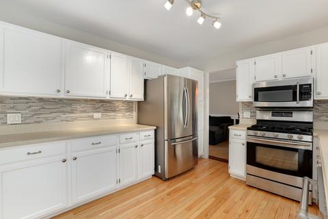 1257 Cobblers Xing, Elgin, IL 60120 photo 5
