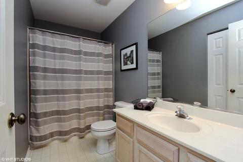 174 Hampton St, Cary, IL 60013 photo 16