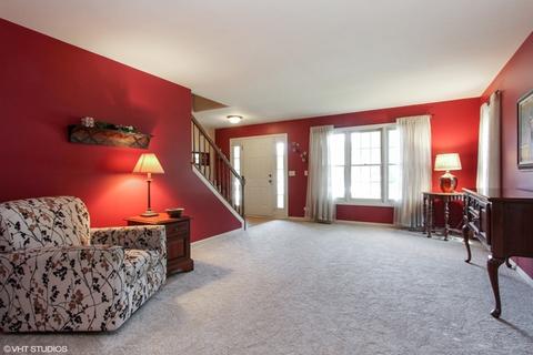 174 Hampton St, Cary, IL 60013 photo 6