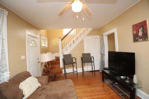 461 Division St, Elgin, IL 60120 photo 2