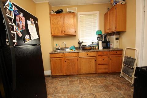 461 Division St, Elgin, IL 60120 photo 3