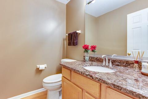 1502 Derby Ln, Bartlett, IL 60103 photo 9