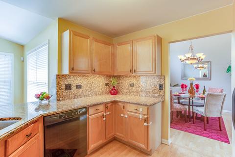 1502 Derby Ln, Bartlett, IL 60103 photo 6