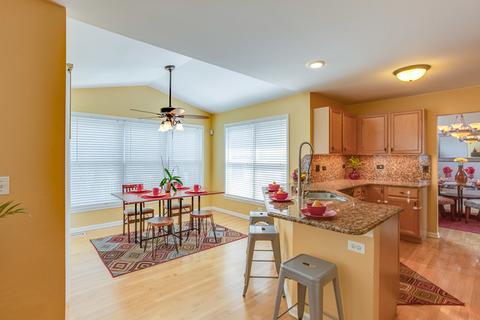 1502 Derby Ln, Bartlett, IL 60103 photo 7