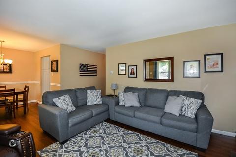 14319 Kolin Ave, Midlothian, IL 60445 photo 6
