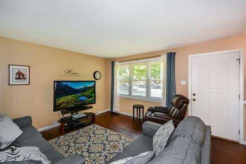 14319 Kolin Ave, Midlothian, IL 60445 photo 5