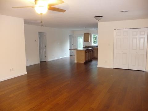 523 E Washington St, Arcola, IL 61910 photo 6