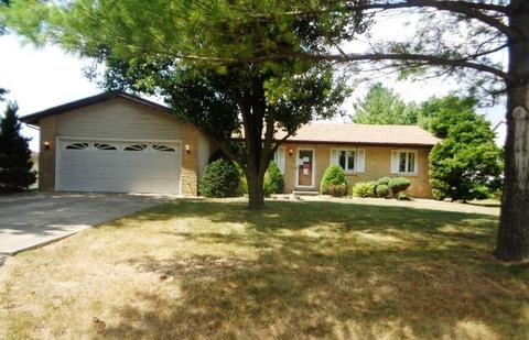 1230 N Briar Ave, Kankakee, IL 60901 photo 2