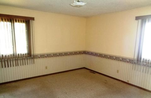 1230 N Briar Ave, Kankakee, IL 60901 photo 8