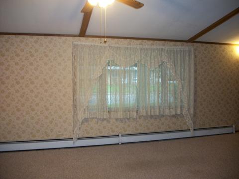 8 Loreen Dr, Paxton, IL 60957 photo 5