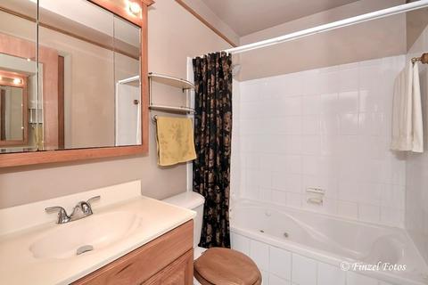 1465 Devonshire Ln, Hoffman Estates, IL 60169 photo 12