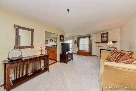 5 S475 Scots Dr #E, Naperville, IL 60563 photo 4
