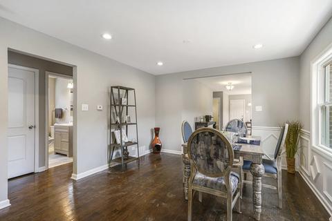 1716 E 87th Pl, Chicago, IL 60617 photo 8