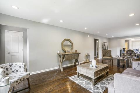 1716 E 87th Pl, Chicago, IL 60617 photo 5
