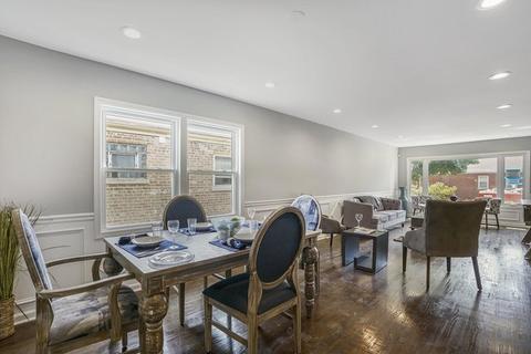 1716 E 87th Pl, Chicago, IL 60617 photo 9