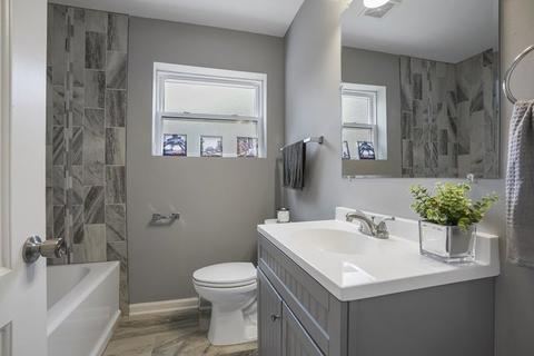 1716 E 87th Pl, Chicago, IL 60617 photo 20