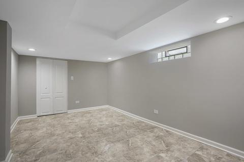1716 E 87th Pl, Chicago, IL 60617 photo 26