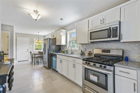 1716 E 87th Pl, Chicago, IL 60617 photo 10