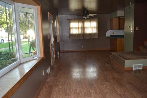 122 E 2nd St, Spring Valley, IL 61362 photo 13