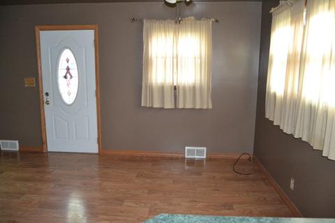 122 E 2nd St, Spring Valley, IL 61362 photo 6