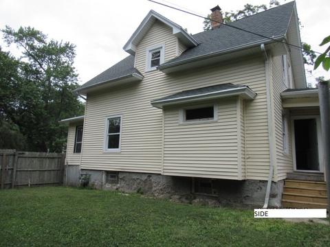 472 S Myrtle Ave, Kankakee, IL 60901 photo 4