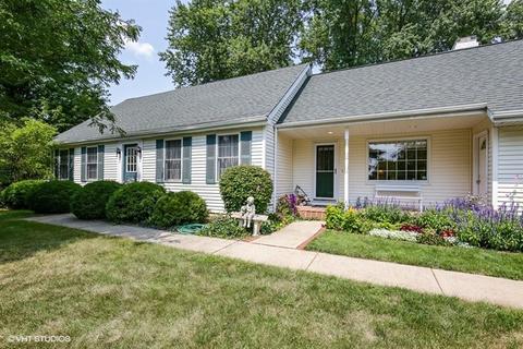 38 W084 Tipi Ln, Elgin, IL 60124 photo 2