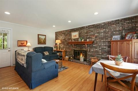 38 W084 Tipi Ln, Elgin, IL 60124 photo 11