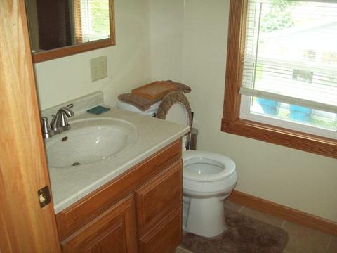 205 N Main St, Walnut, IL 61376 photo 9