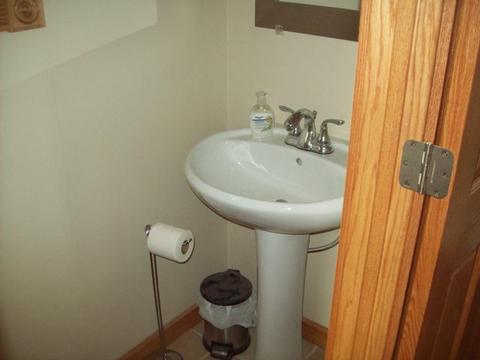 205 N Main St, Walnut, IL 61376 photo 7