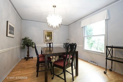 270 Coachmaker Dr, Northbrook, IL 60062 photo 8