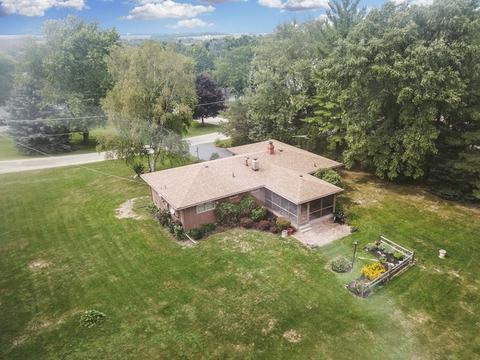2275 Sunset Dr, Freeport, IL 61032 photo 27