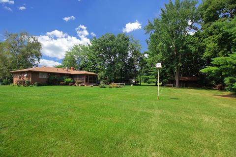 2275 Sunset Dr, Freeport, IL 61032 photo 24