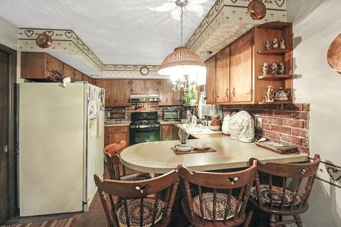 2275 Sunset Dr, Freeport, IL 61032 photo 8