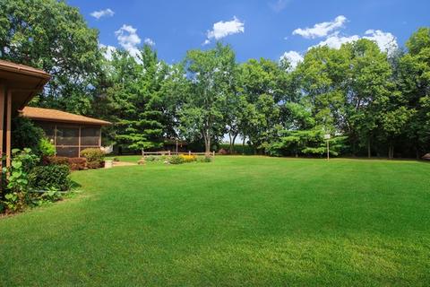 2275 Sunset Dr, Freeport, IL 61032 photo 23