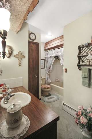 2275 Sunset Dr, Freeport, IL 61032 photo 12
